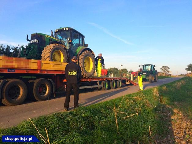 CBŚP rozbiło grupę przestępczą, której członkowie kradli ciągniki i maszyny rolnicze w UE